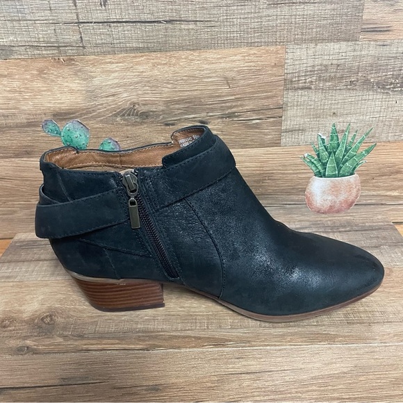 Clarks Spye Belle Black Leather Ankle Booties women’s 9.5 boho - Picture 3 of 10